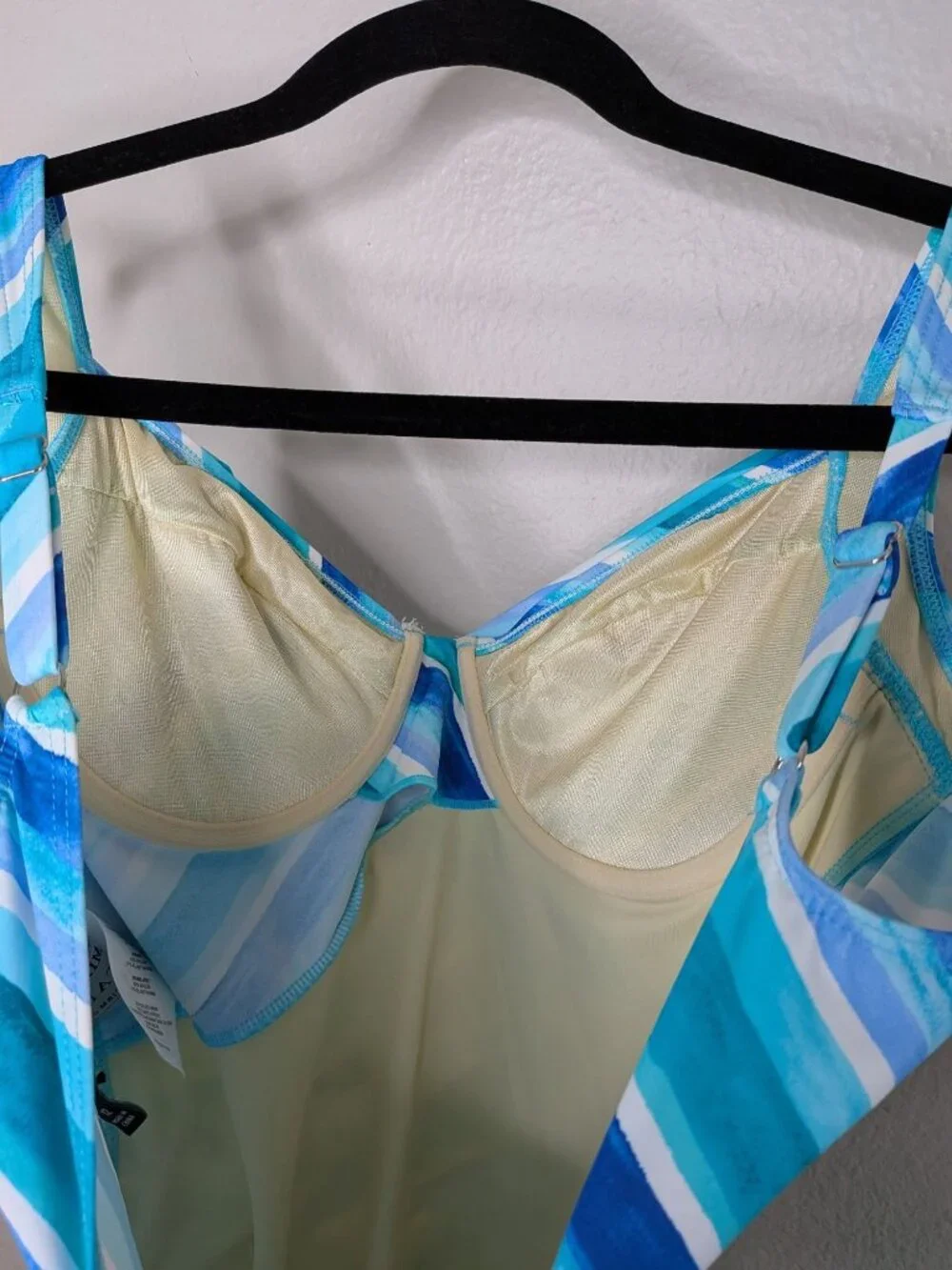 Talbots X Miraclesuit Womens Size 12 Blue Stripe One-Piece Swimsuit Firm Control
